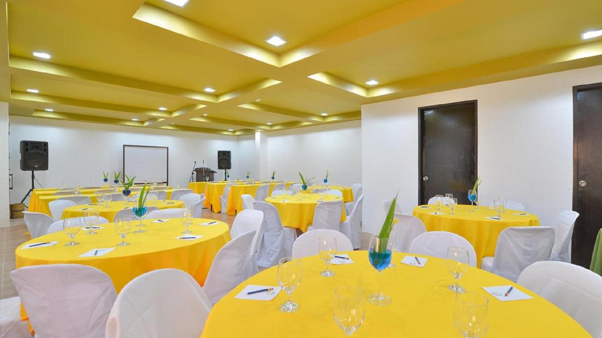 Le Soleil De Boracay Hotel Balabag  Экстерьер фото