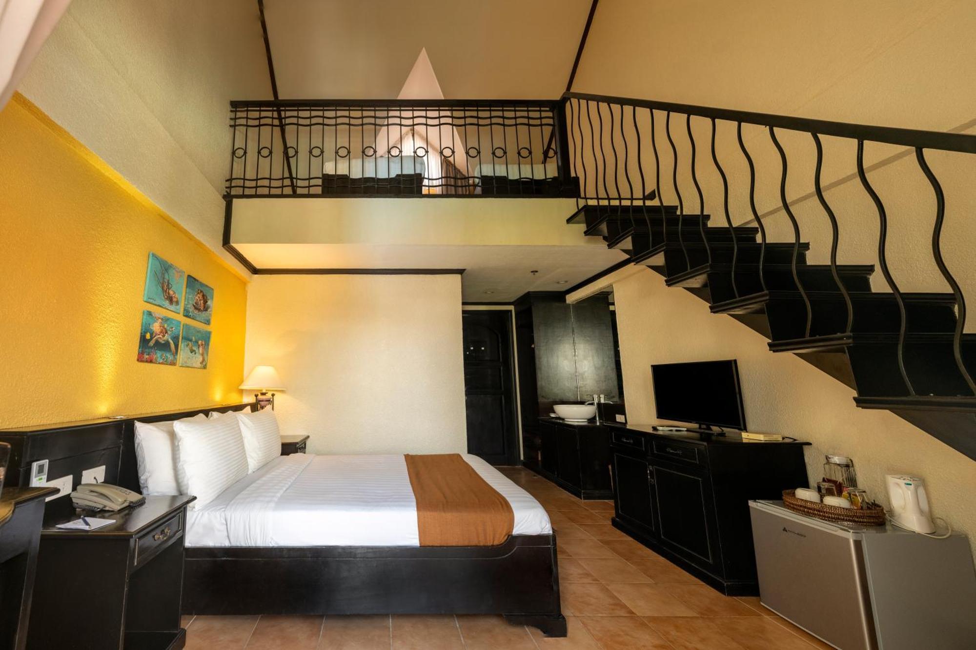 Le Soleil De Boracay Hotel Balabag  Экстерьер фото
