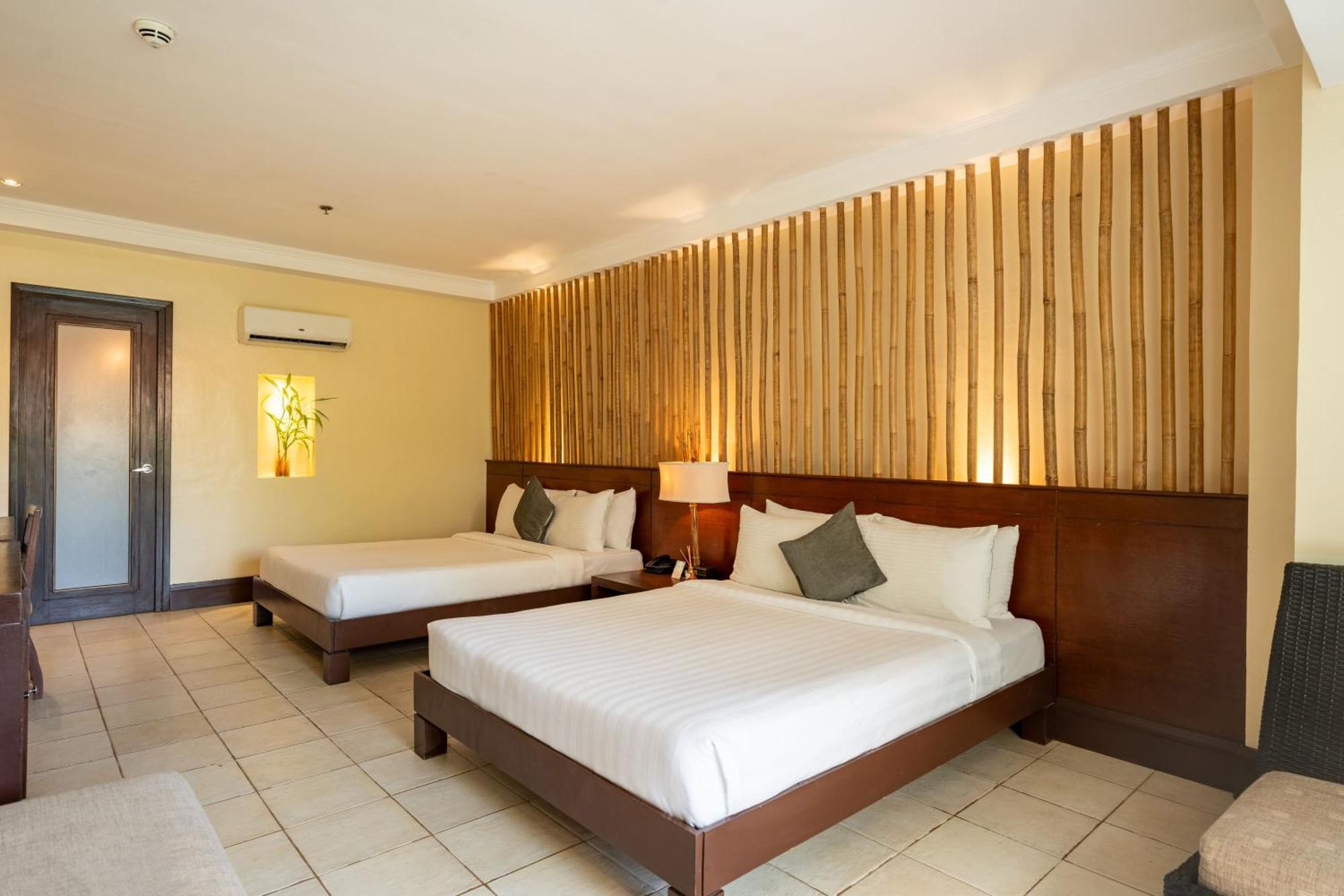 Le Soleil De Boracay Hotel Balabag  Экстерьер фото